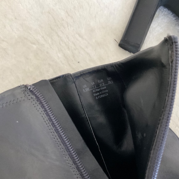 Bootie - Picture 4 of 6